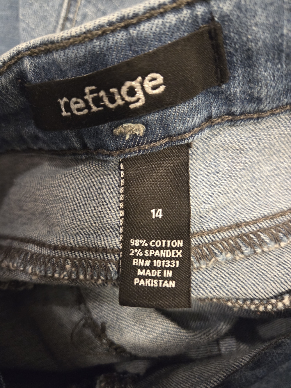 Refuge High-Rise Faded Blue Skinny Jeans - Picture 3 of 7